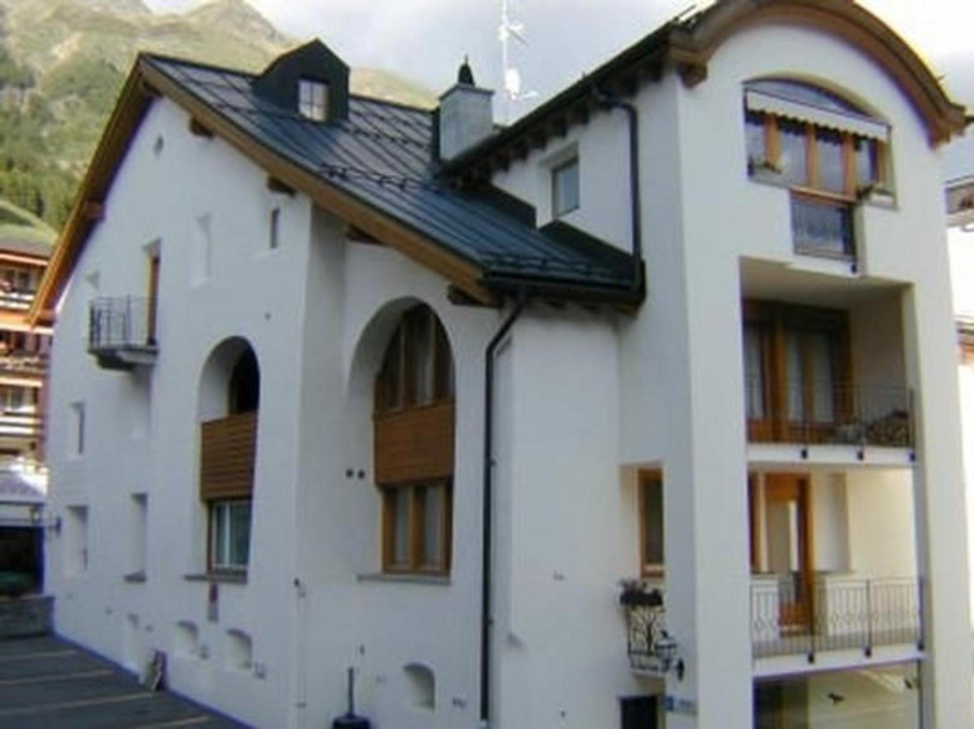 Il Balcun Tort Apartment Понтрезина Екстериор снимка